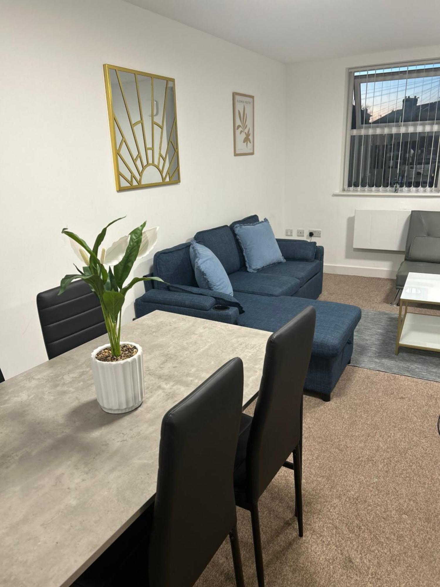 Failsworth Luxury Apartment With Free Parking By Daley Stays แมนเชสเตอร์ ภายนอก รูปภาพ